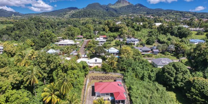 2.Location villa jacuzzi Saint Claude Guadeloupe_vue d'ensemble
